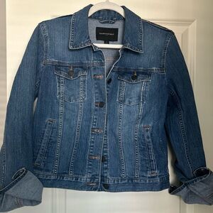 Banana Republic medium wash classic denim jacket